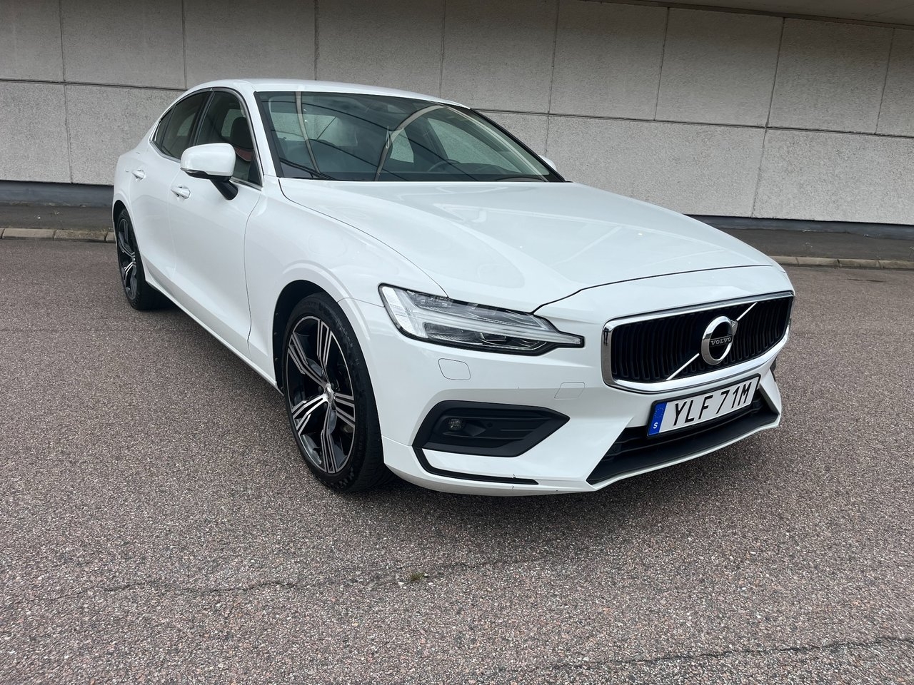 Volvo S60 2020, bild 2/10
