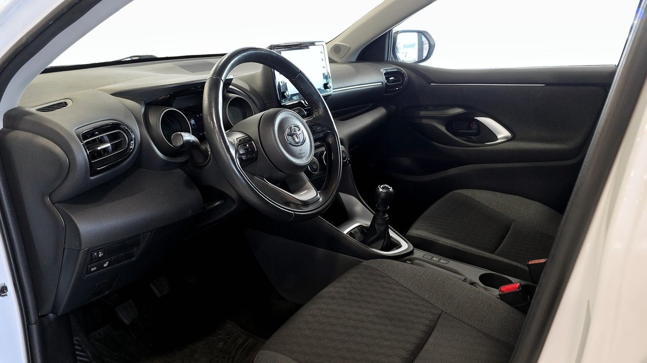Toyota Yaris 1.5 VVT-i Active Plus 2021, bild 5/9