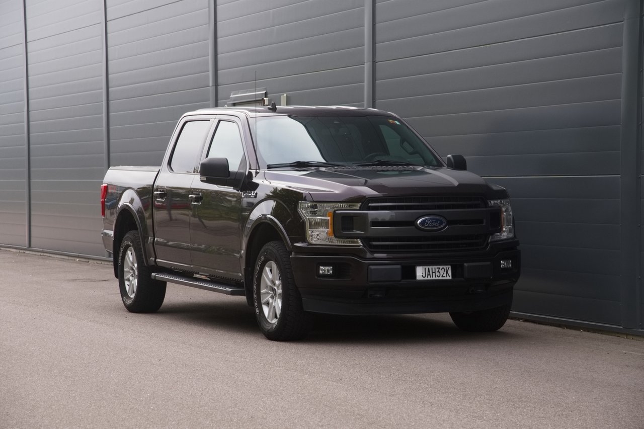 Ford F-150 SuperCrew 3.5l V6 4x4 XLT 2020, bild 3/10