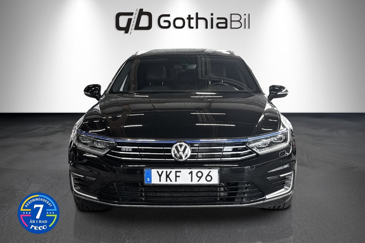 Volkswagen Passat 2017, bild 2/10
