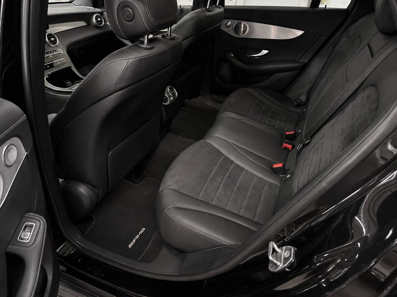 Mercedes-Benz GLC 2020, photo 7/10