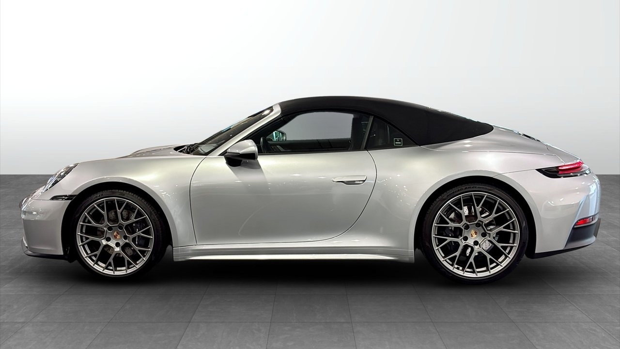 Porsche 911 Carrera Cabriolet PDK 394hp 2025, bild 6/10