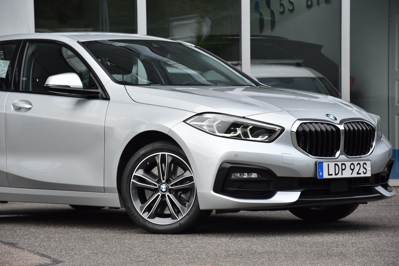 BMW 120 2022, photo 3/10