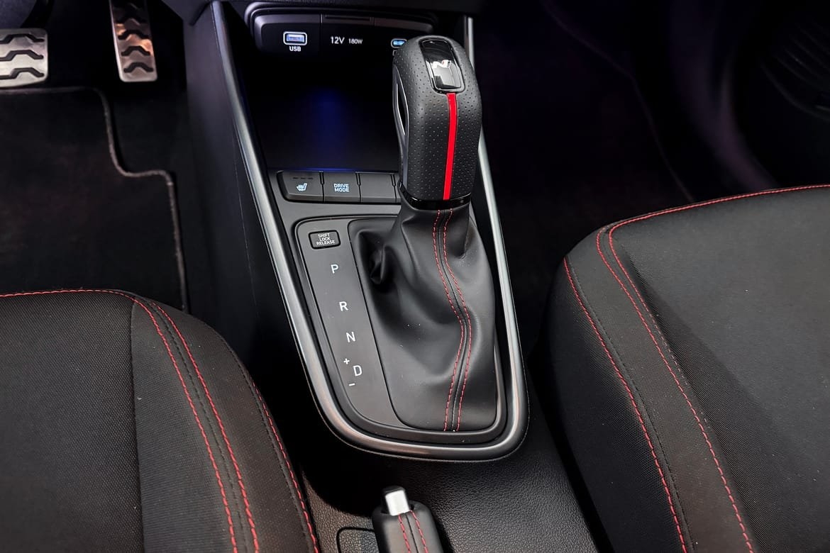 Hyundai i20 2025, bild 6/10