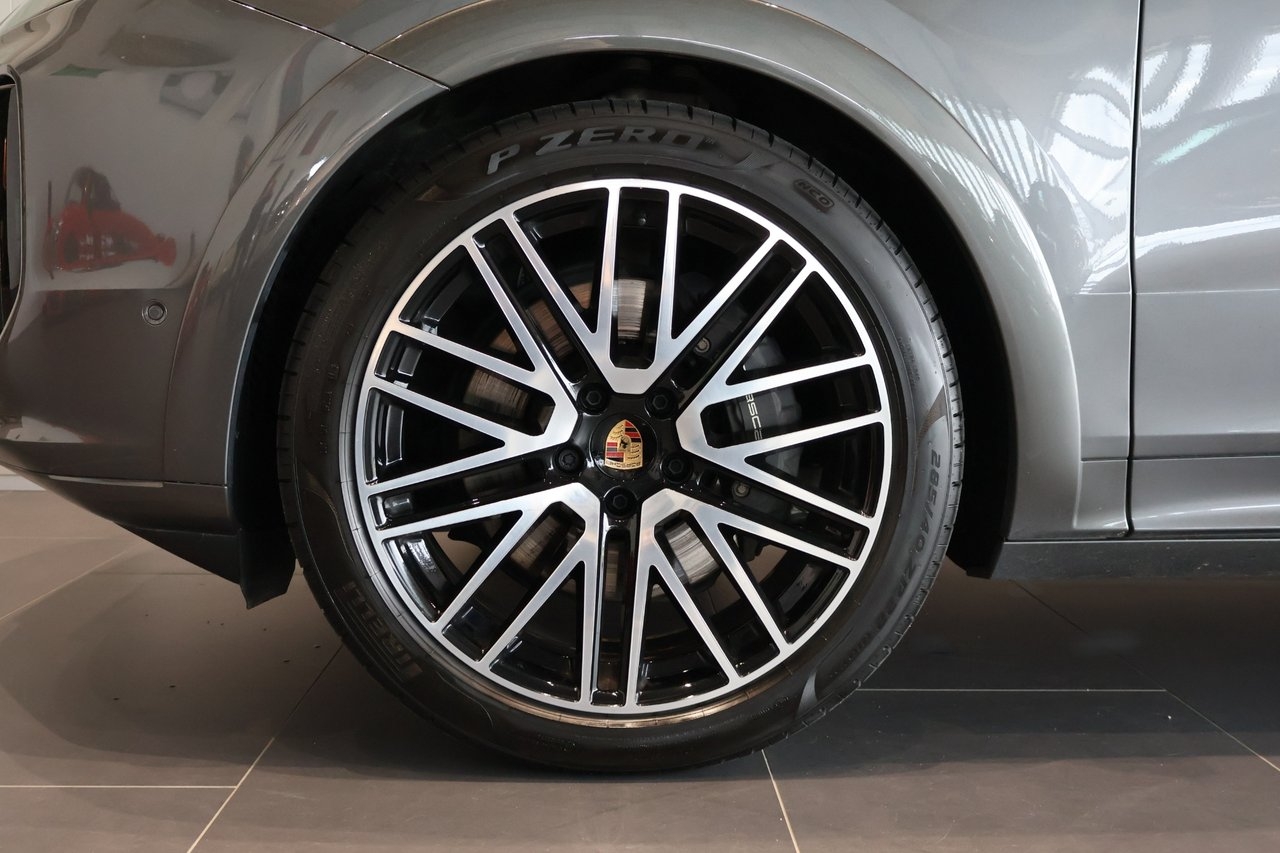 Porsche Cayenne 2025, bild 4/10