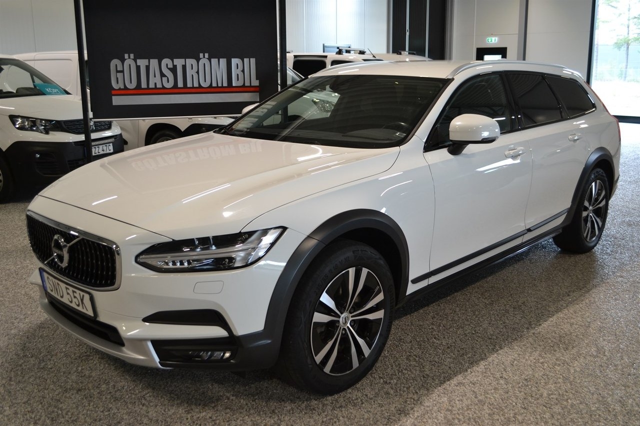 Volvo V90 Cross Country