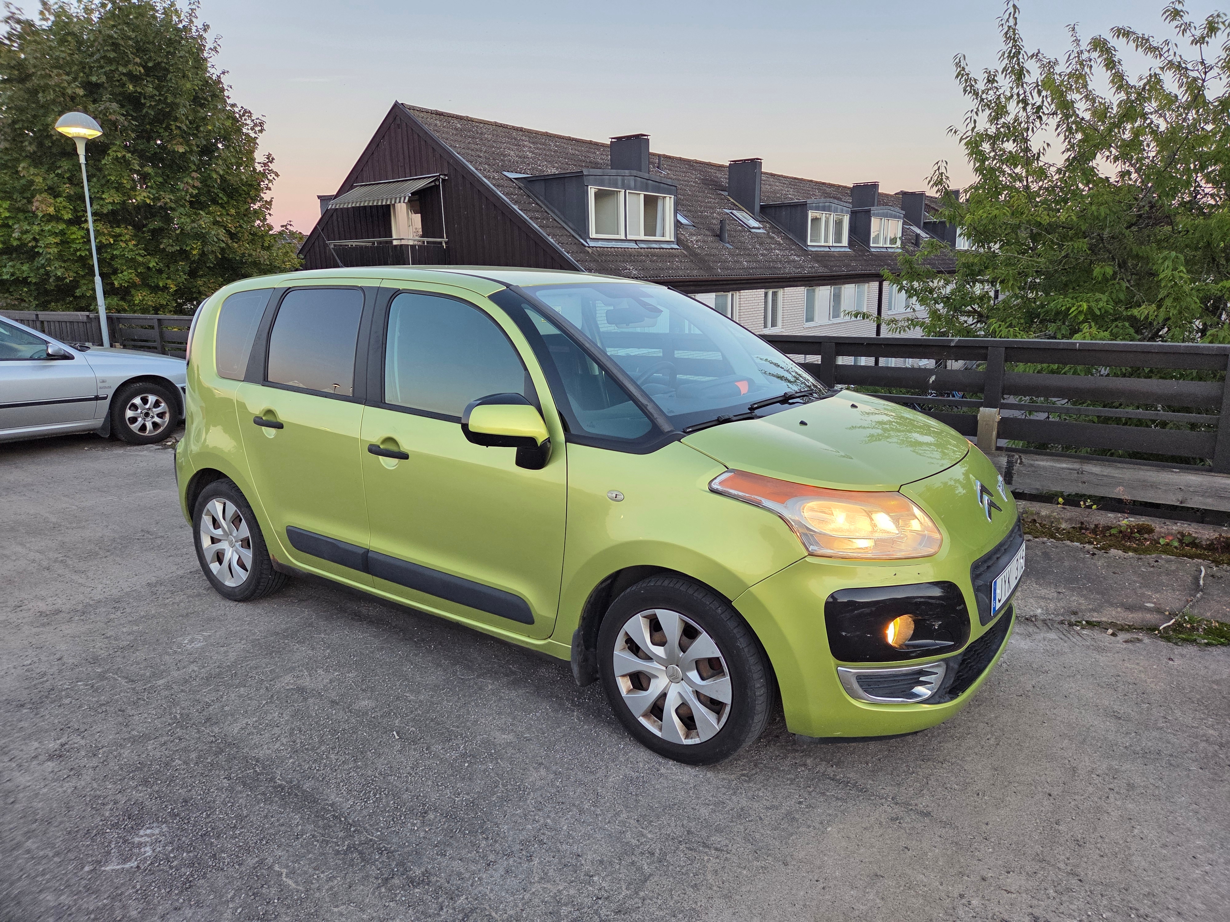 Citroen C3 Picasso 1.6 HDiF Manuell 2009, bild 4/10