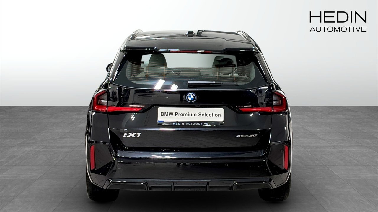 BMW iX1 xDrive30 M Sport Business 2026, bild 7/10