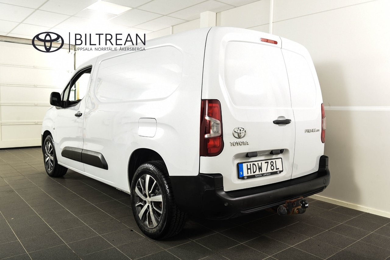 Toyota Proace City 2023, photo 3/10