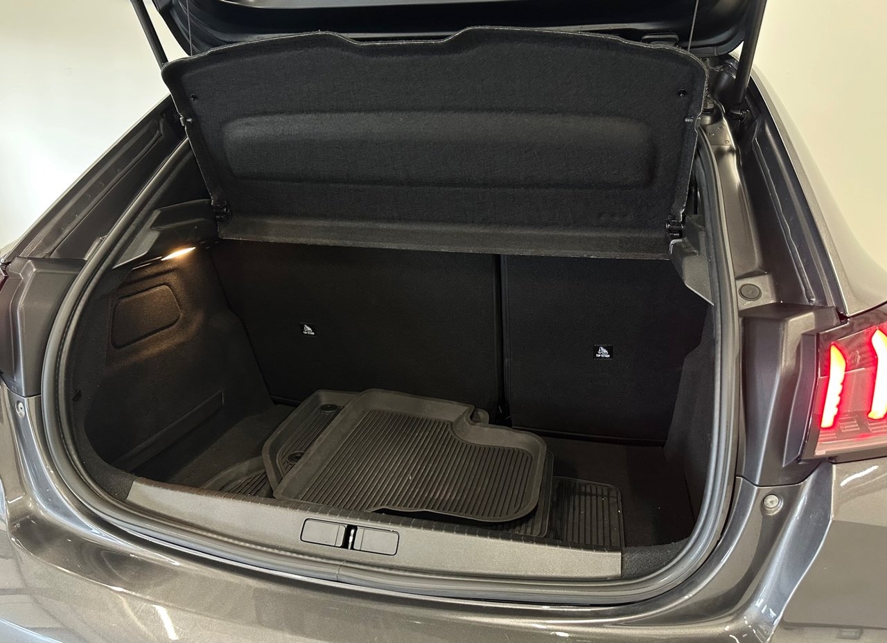 Peugeot 208 1.2 PureTech 130 EAT GT 2021, kuva 5/10