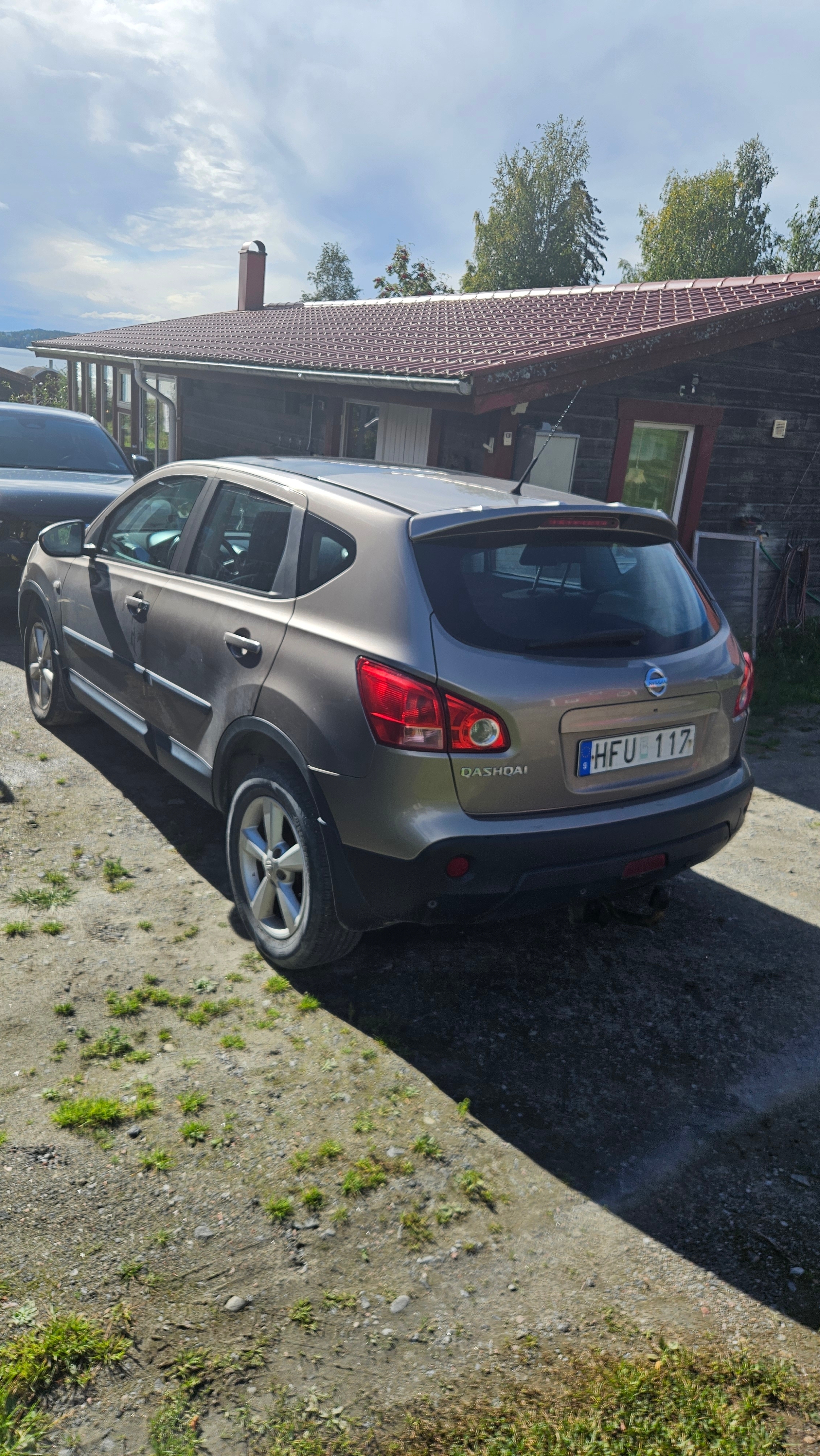 Nissan Qashqai 2.0 4x4 Manuell 2007, bild 2/6