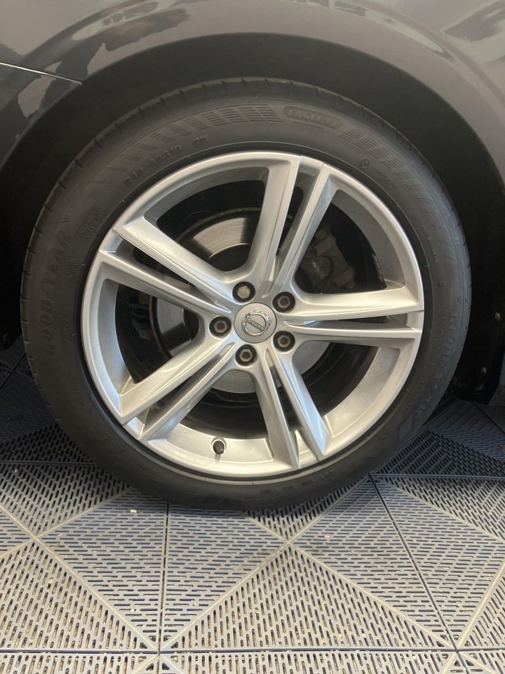 Volvo V90 D3 Momentum Advanced Edition 2019, bild 6/10
