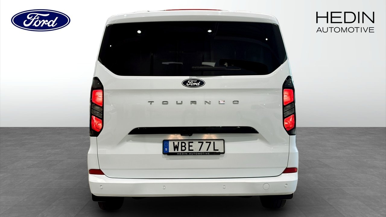 Ford Tourneo Custom 2024, photo 7/12