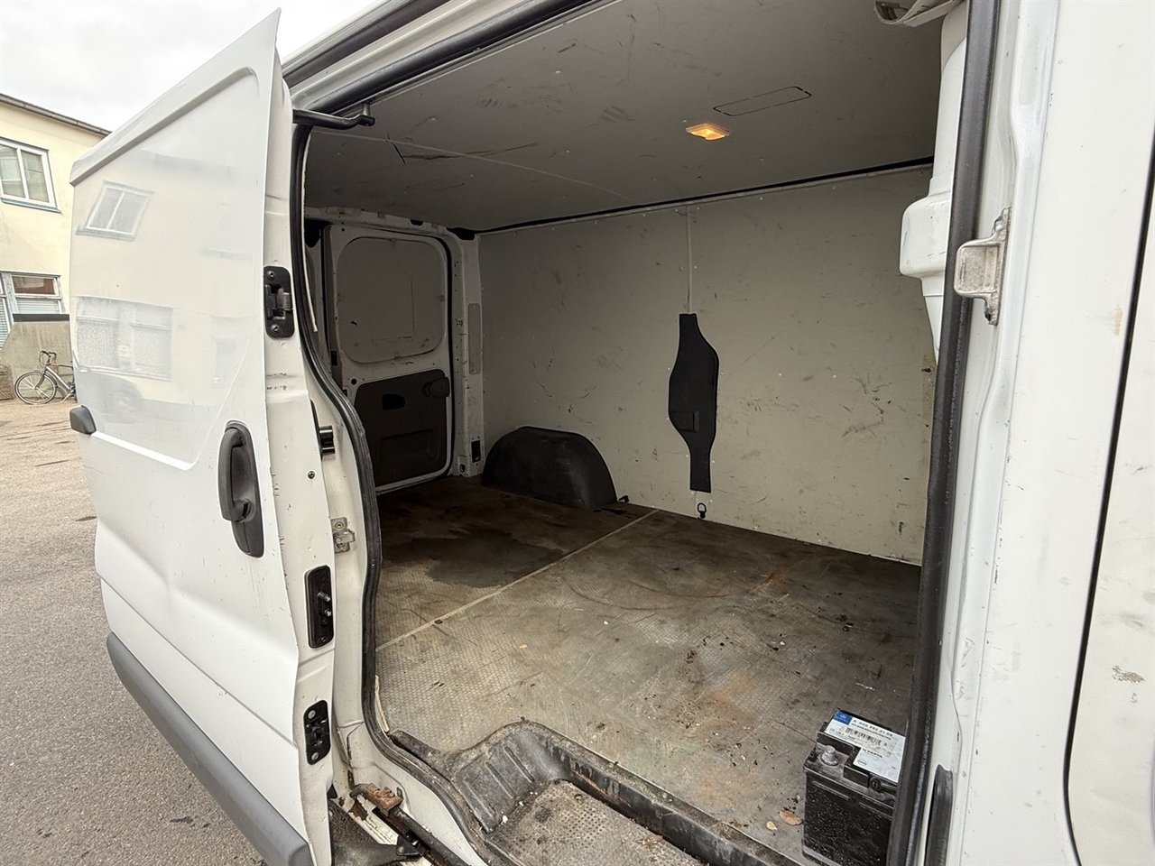 Nissan Primastar 2014, bild 6/9