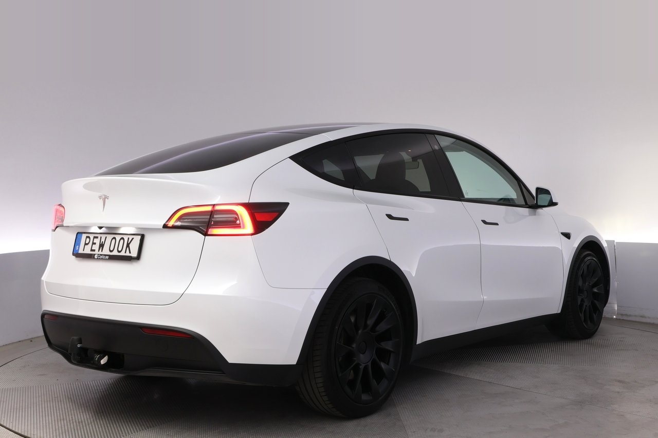Tesla Model Y 2023, bild 5/10