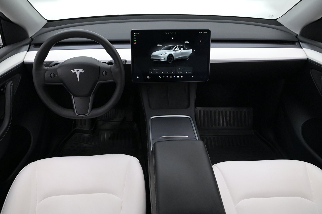 Tesla Model Y 2023, bild 6/10
