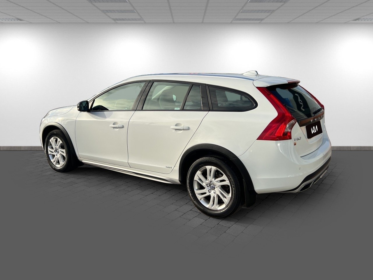 Volvo V60 Cross Country 2016, kuva 6/16