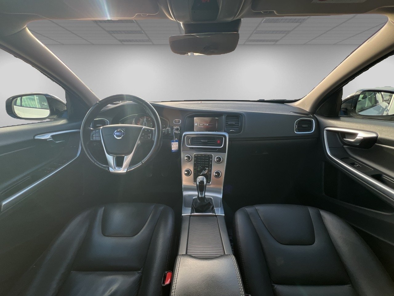 Volvo V60 Cross Country 2016, kuva 7/16