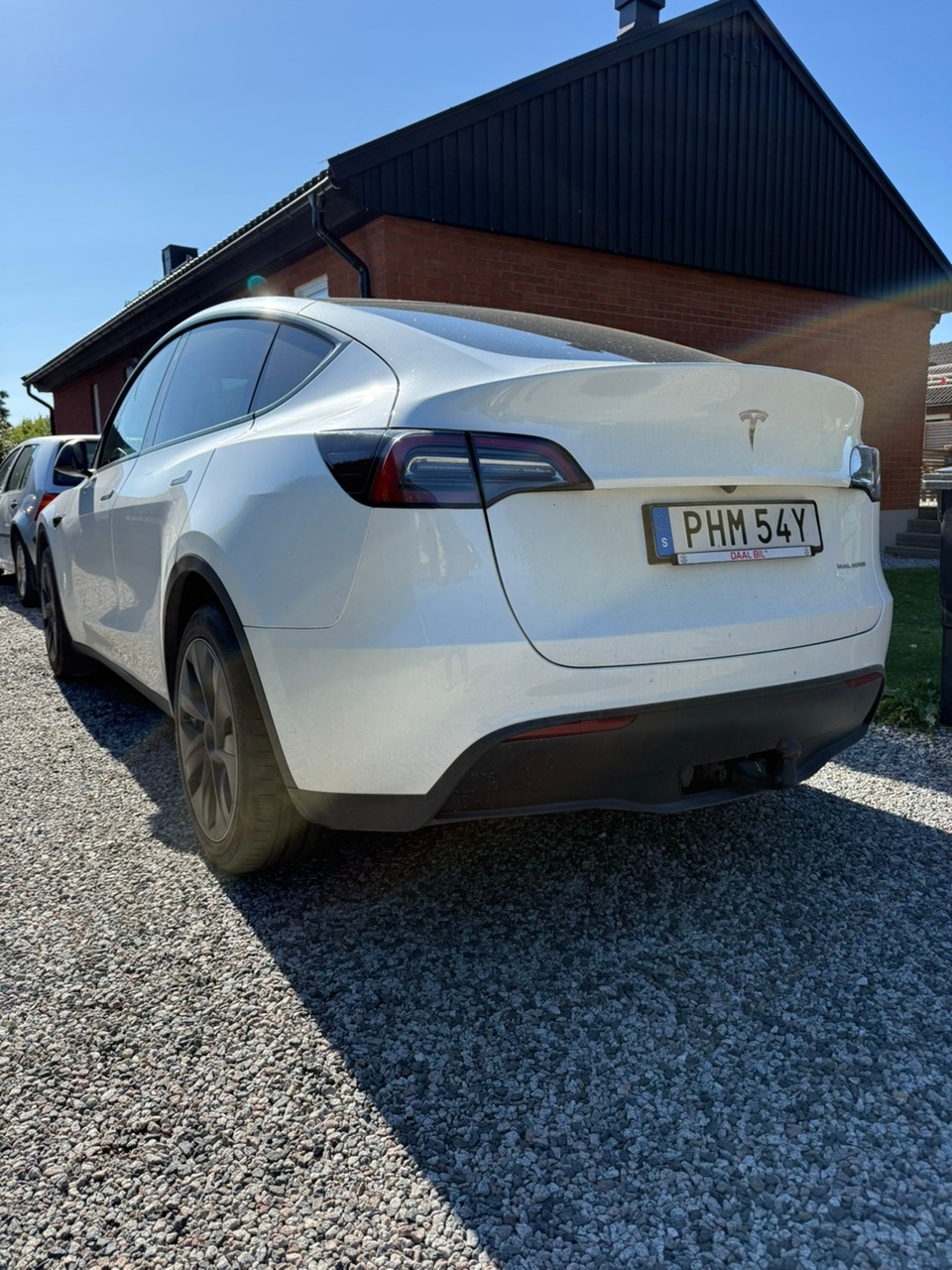 Tesla Model Y Long Range AWD 2023, bild 2/5