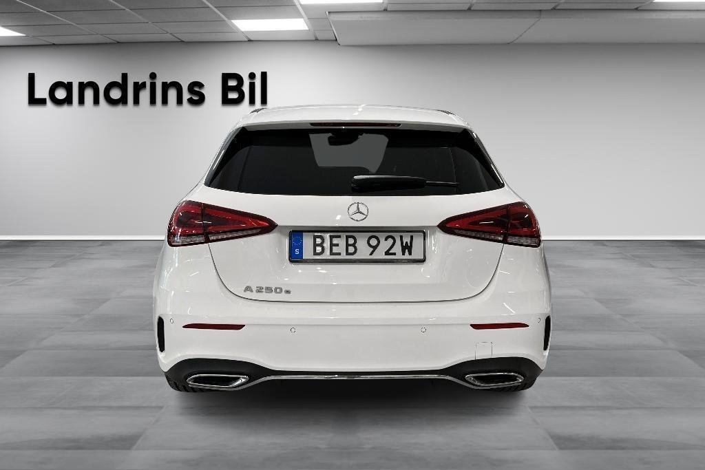 Mercedes-Benz A 2023, bild 6/10