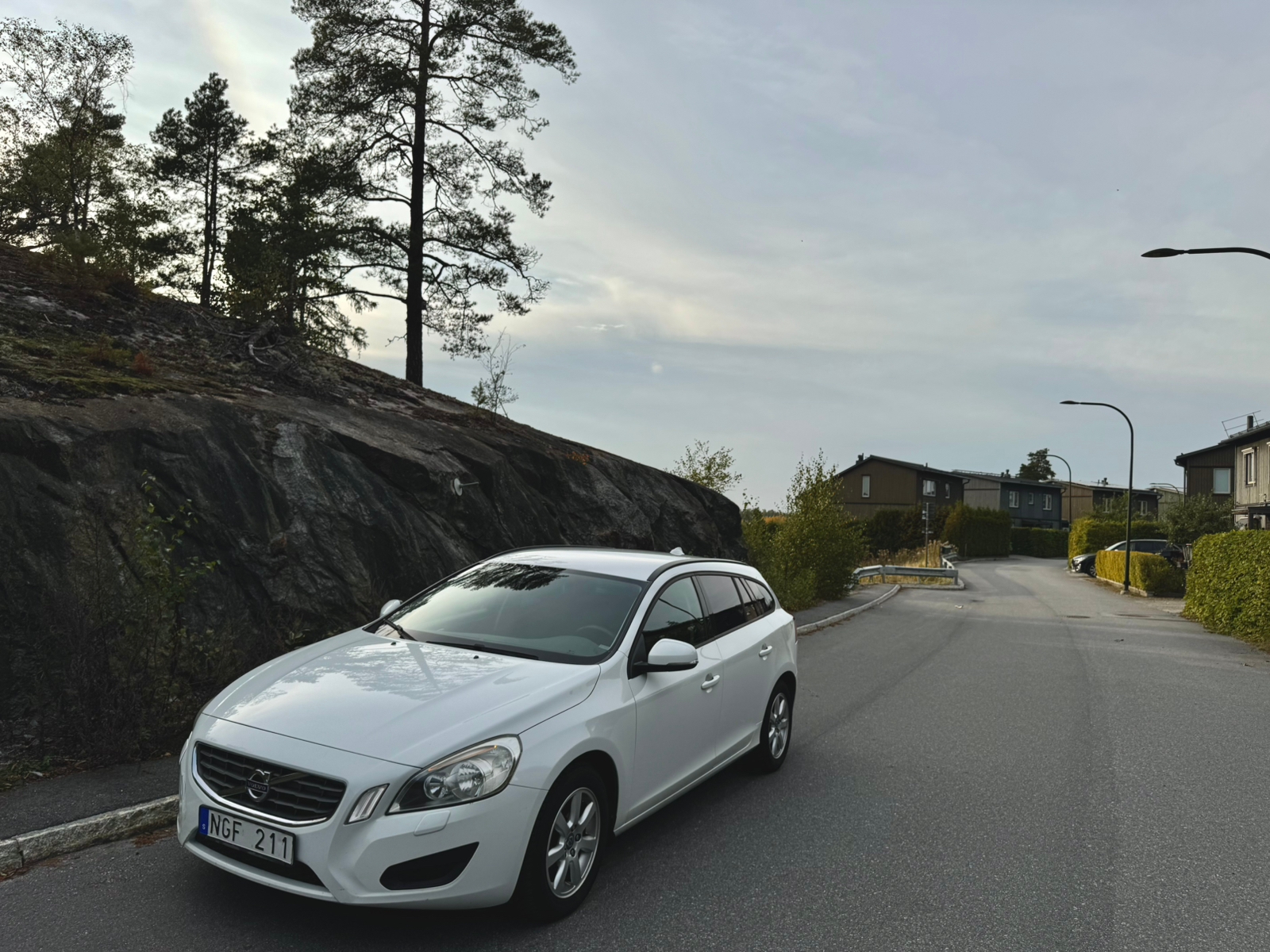 Volvo V60 D2 Manuell 2013, bild 2/8