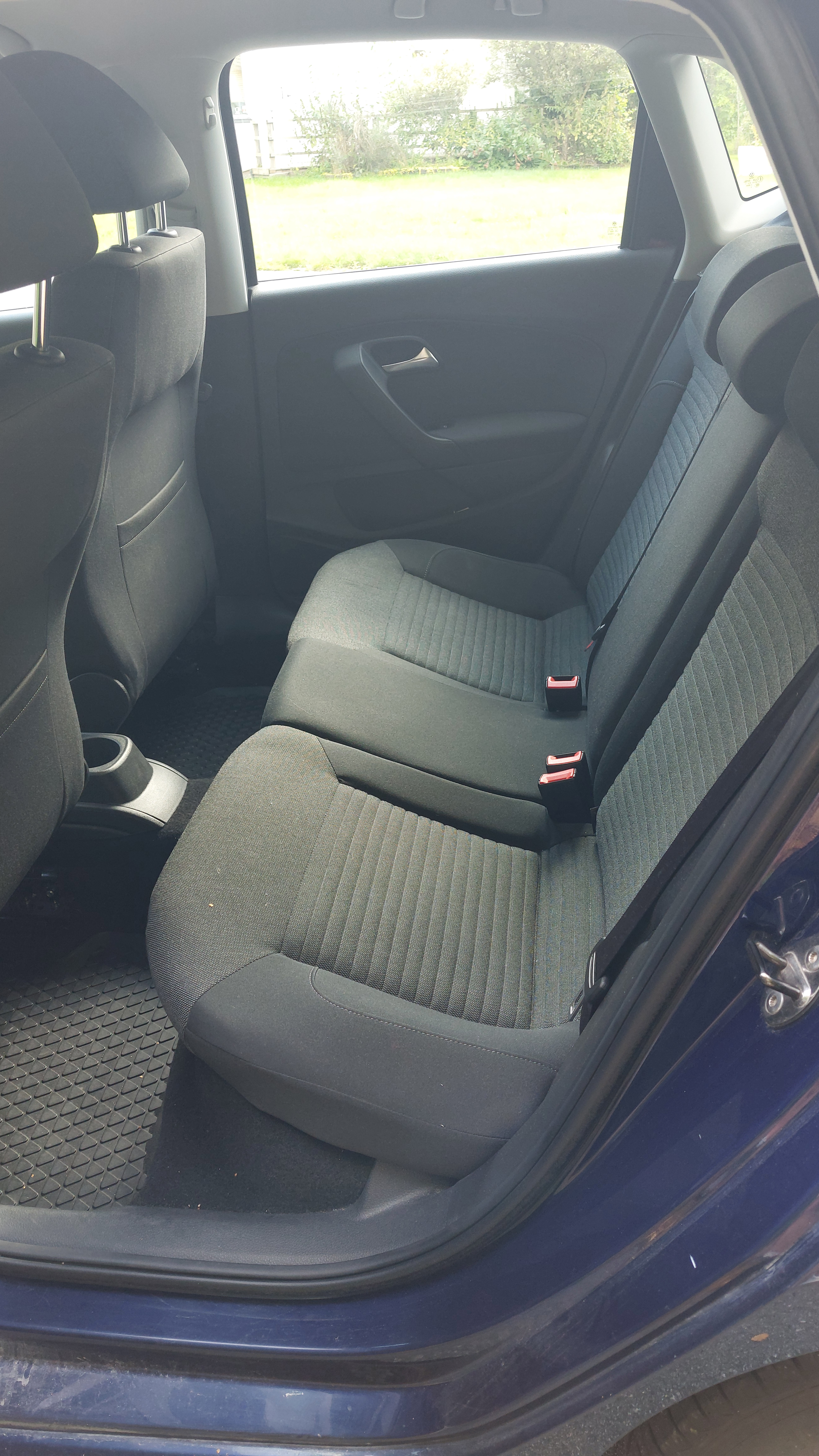 Volkswagen Polo 2011, bild 6/10