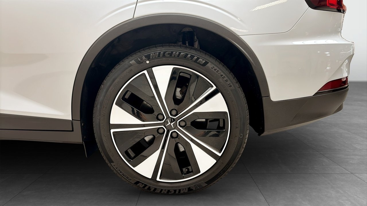 Polestar 2 2023, kuva 6/10