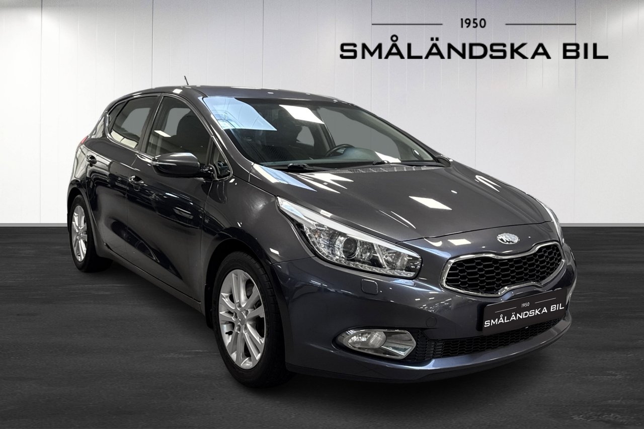 Kia Ceed cee'd 1.6 GDI EX Comfort 135hk 2014, photo 2/10