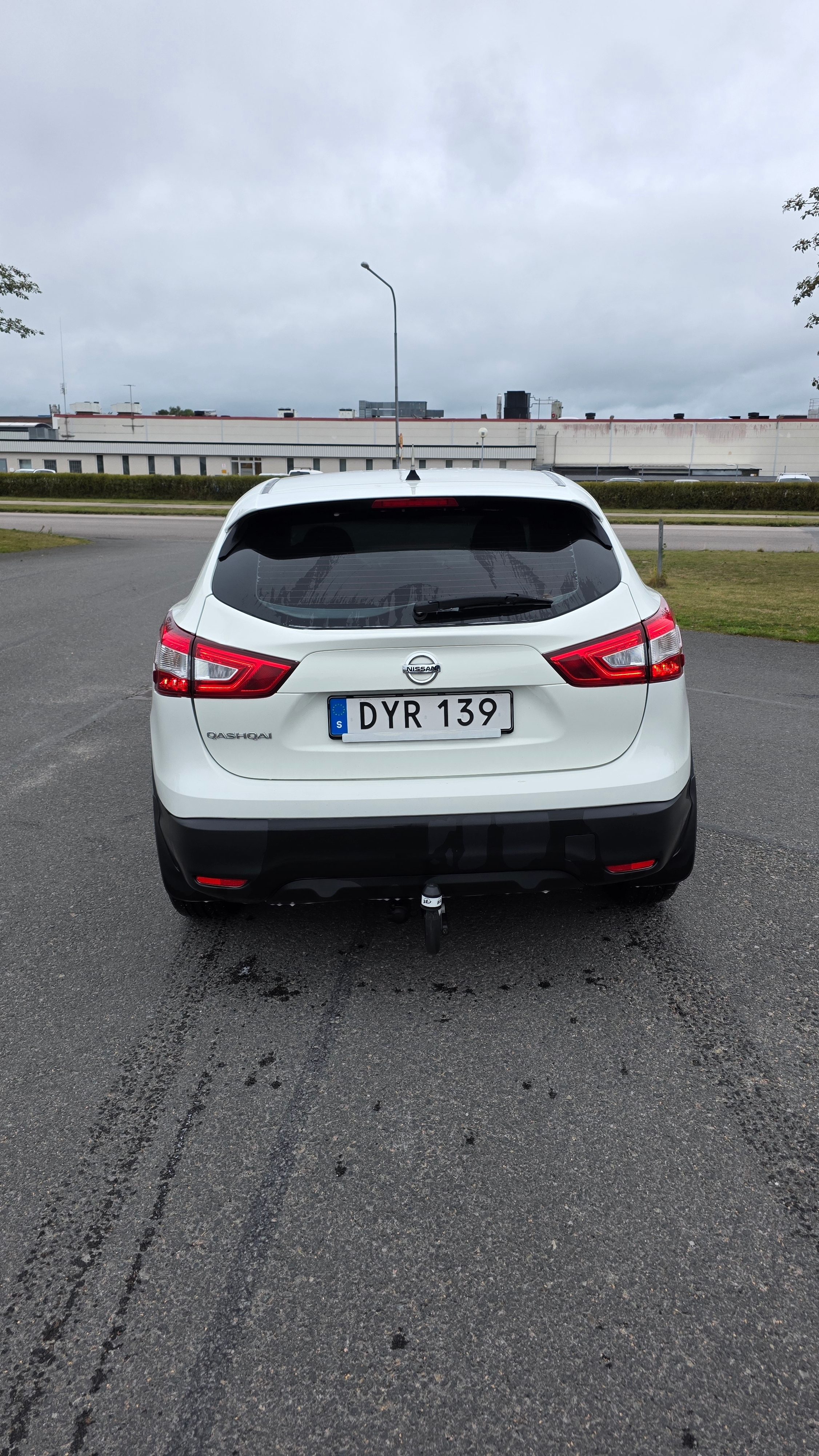 Nissan Qashqai 1.2 DIG-T XTRONIC-CVT 2015, bild 3/8