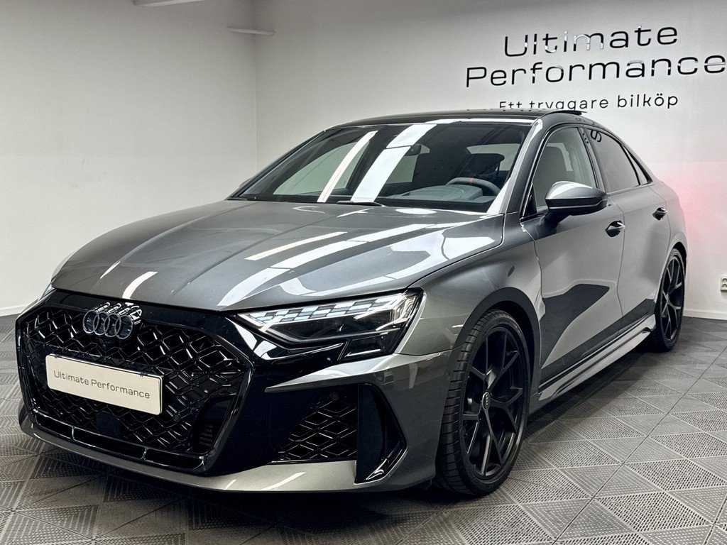Audi RS3 2025, photo 3/10