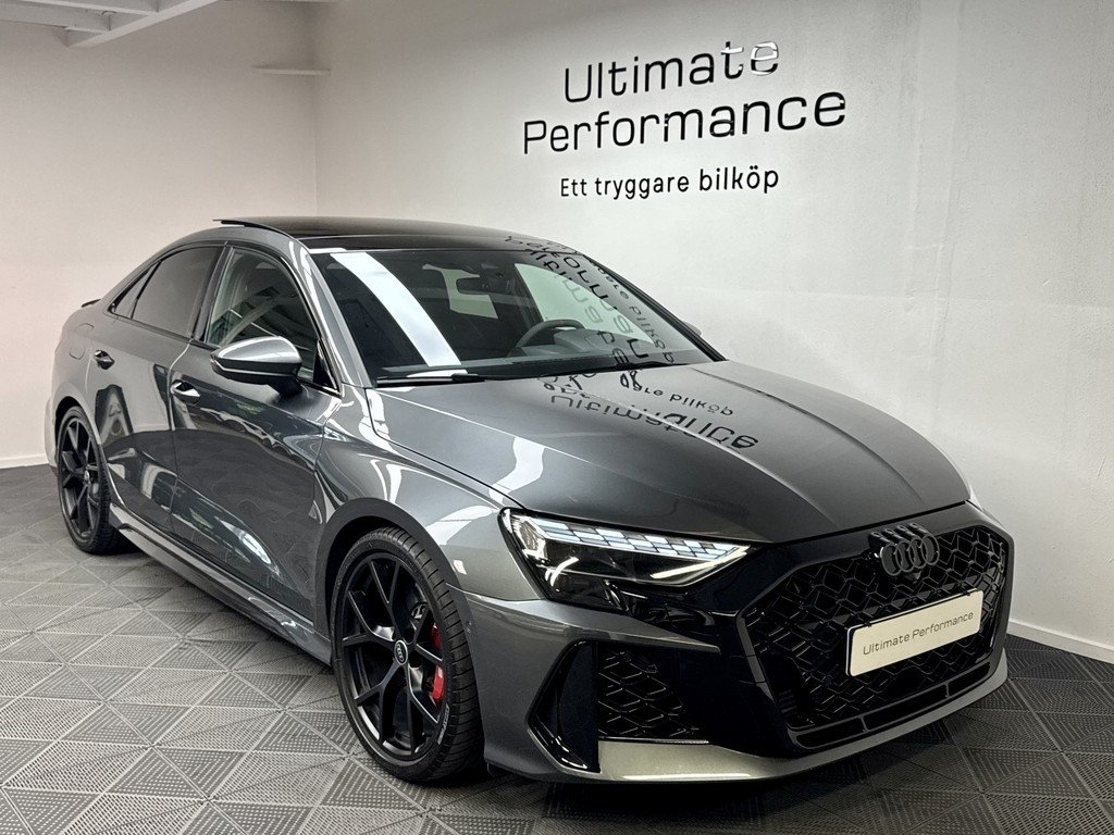 Audi RS3 2025, photo 4/10
