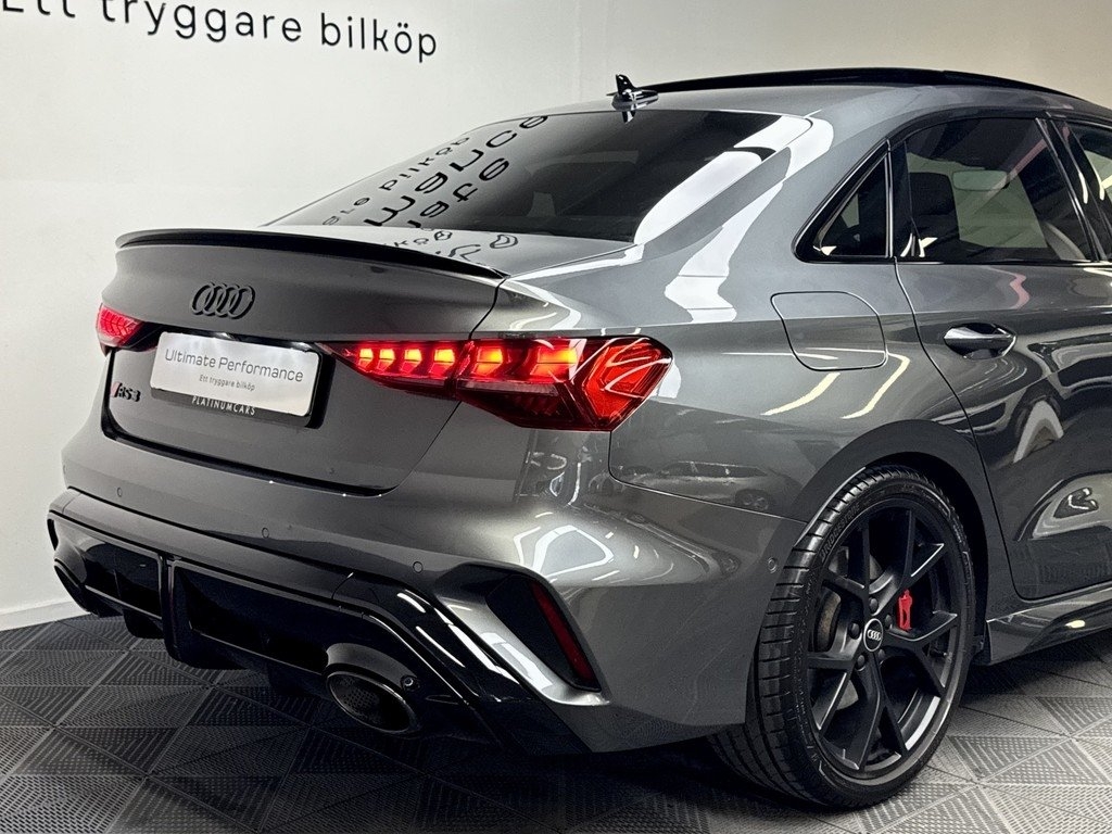 Audi RS3 2025, photo 6/10