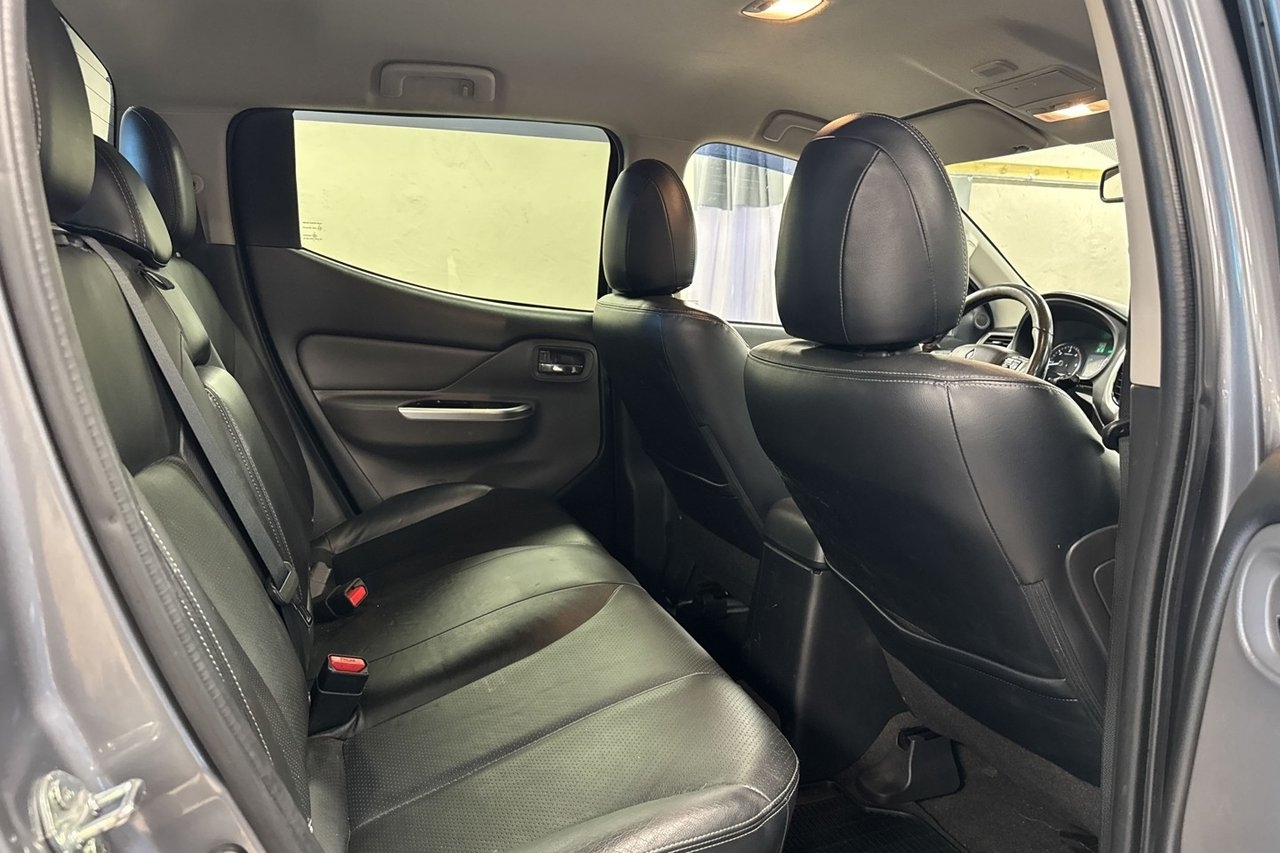 Mitsubishi L200 2017, bild 7/10