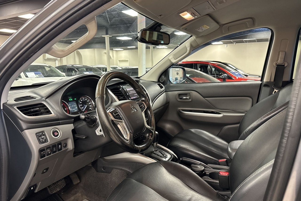 Mitsubishi L200 2017, bild 5/10