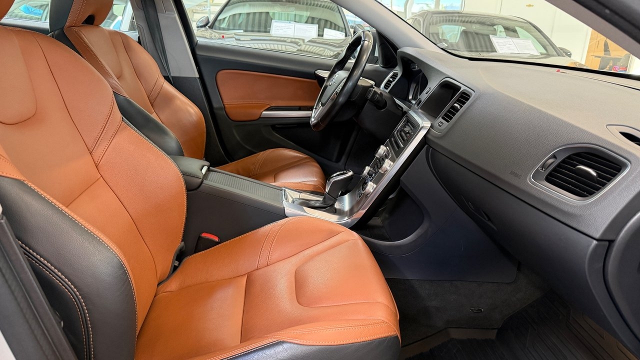 Volvo S60 D3 Aut Momentum EU6 150hk 2016, photo 5/10