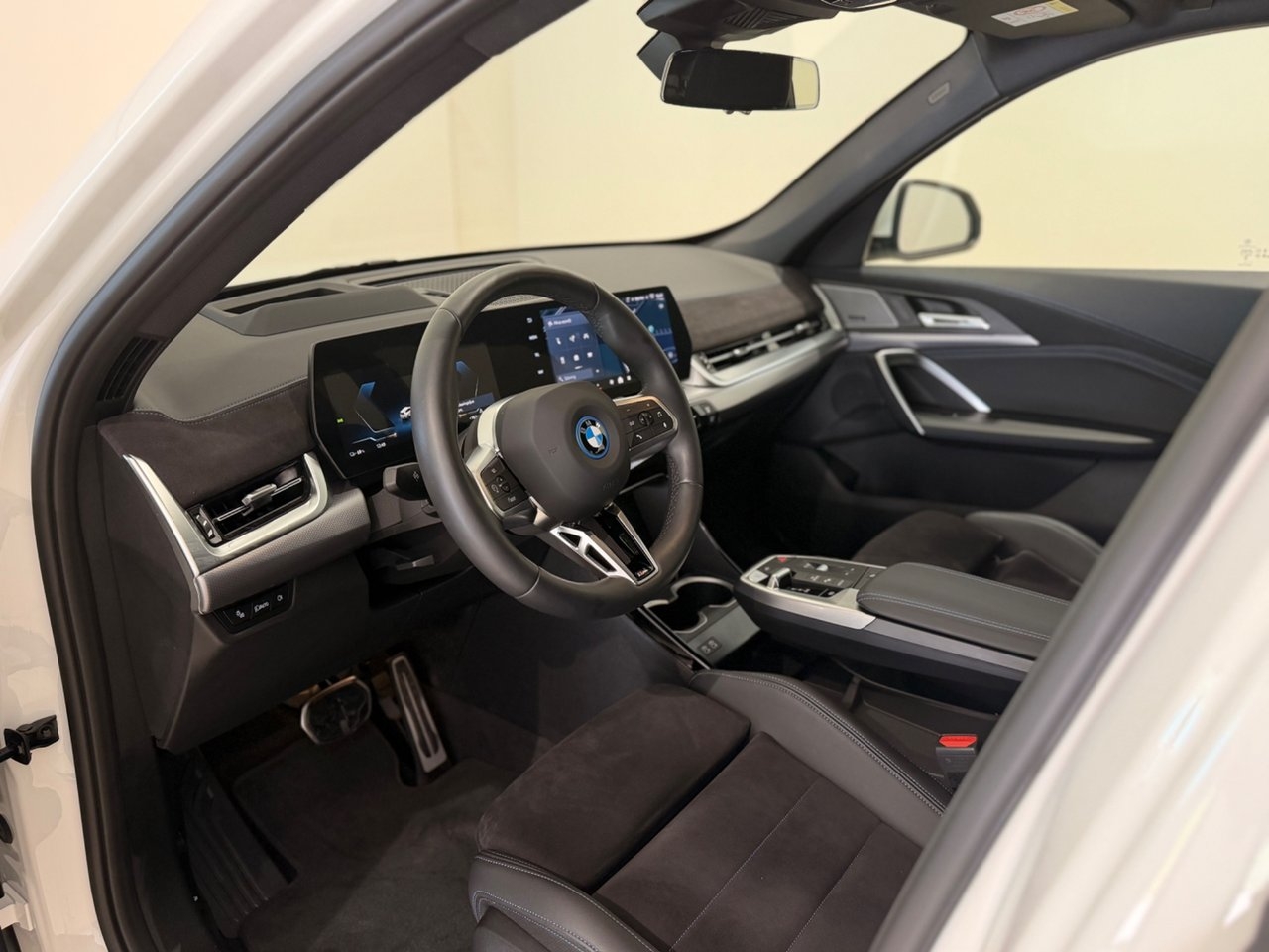 BMW iX1 2026, bild 4/15