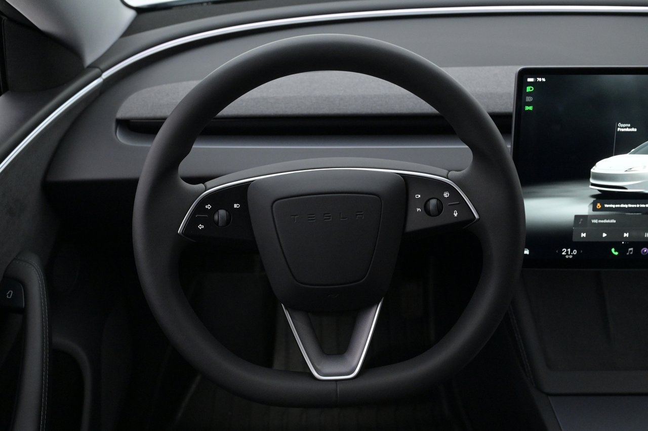 Tesla Model 3 2024, bild 7/10