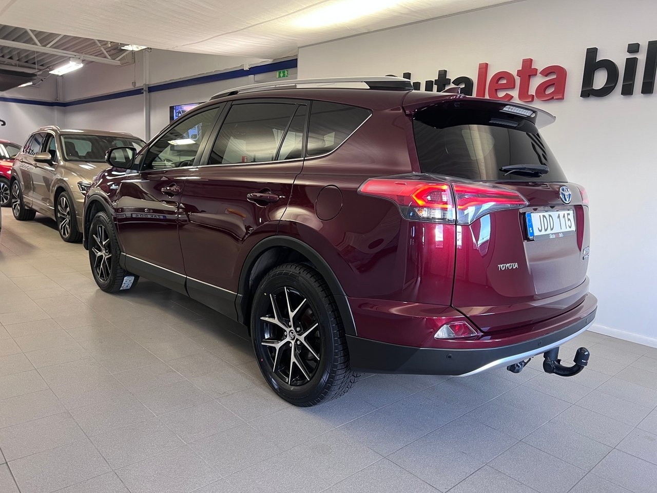 Toyota RAV4 2016, bild 5/10