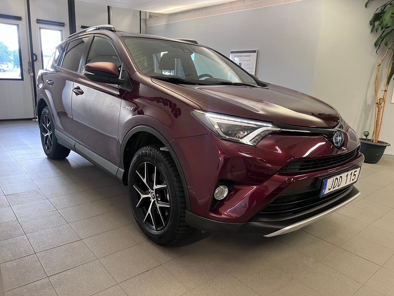 Toyota RAV4 2016, bild 4/10