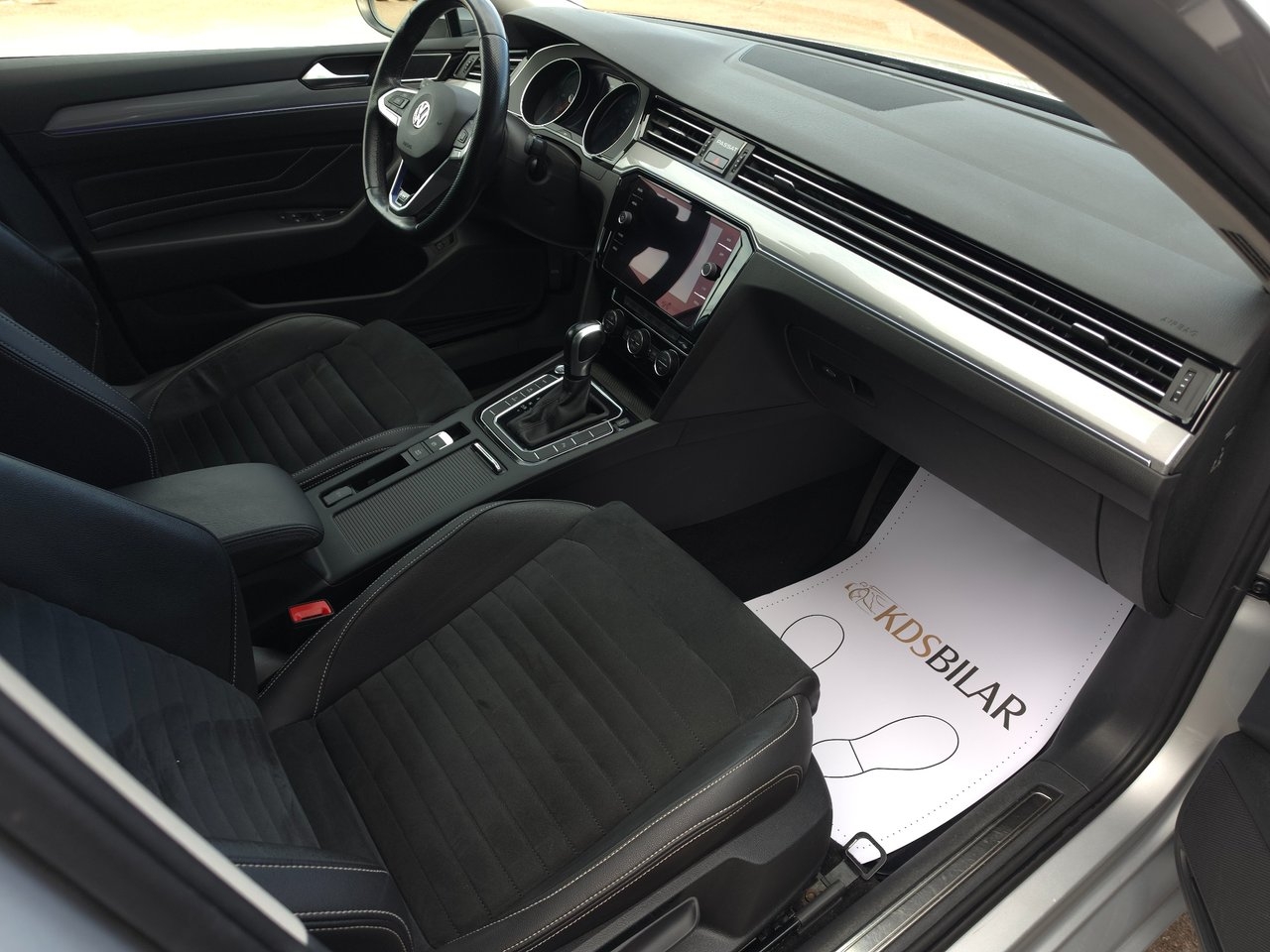 Volkswagen Passat 2020, bild 7/10
