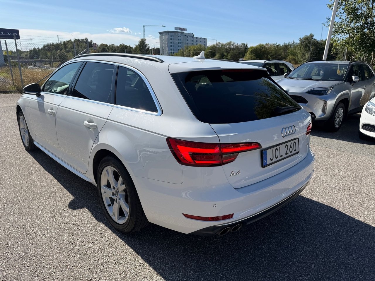 Audi A4 2017, photo 3/10
