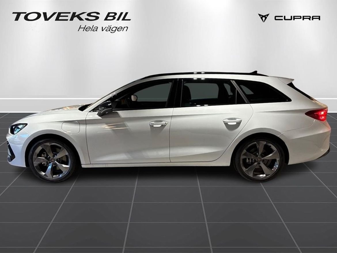Cupra Leon Sportstourer e-Hybrid 2026, bild 4/18