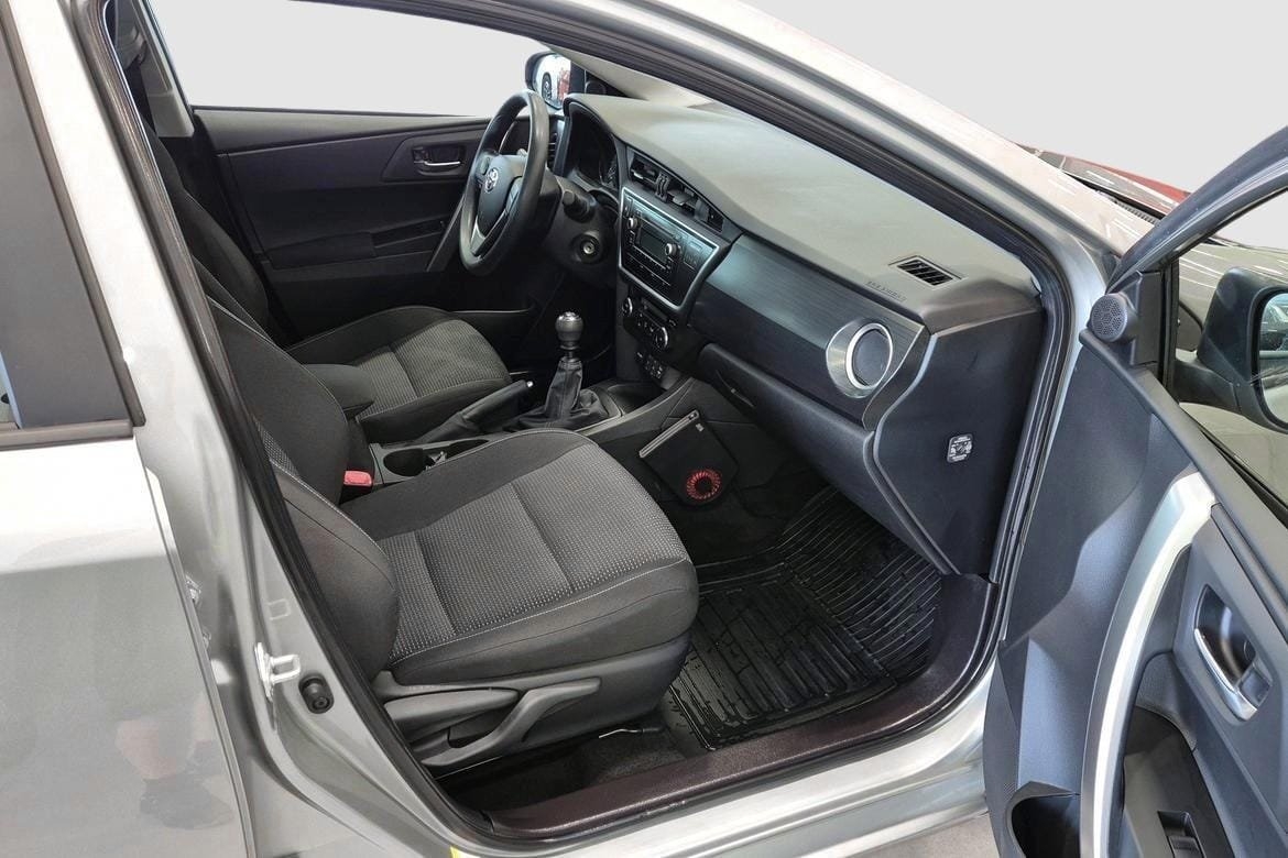 Toyota Auris 1.4 D-4D DPF 5-D MAN LIFE 2014, bild 7/10