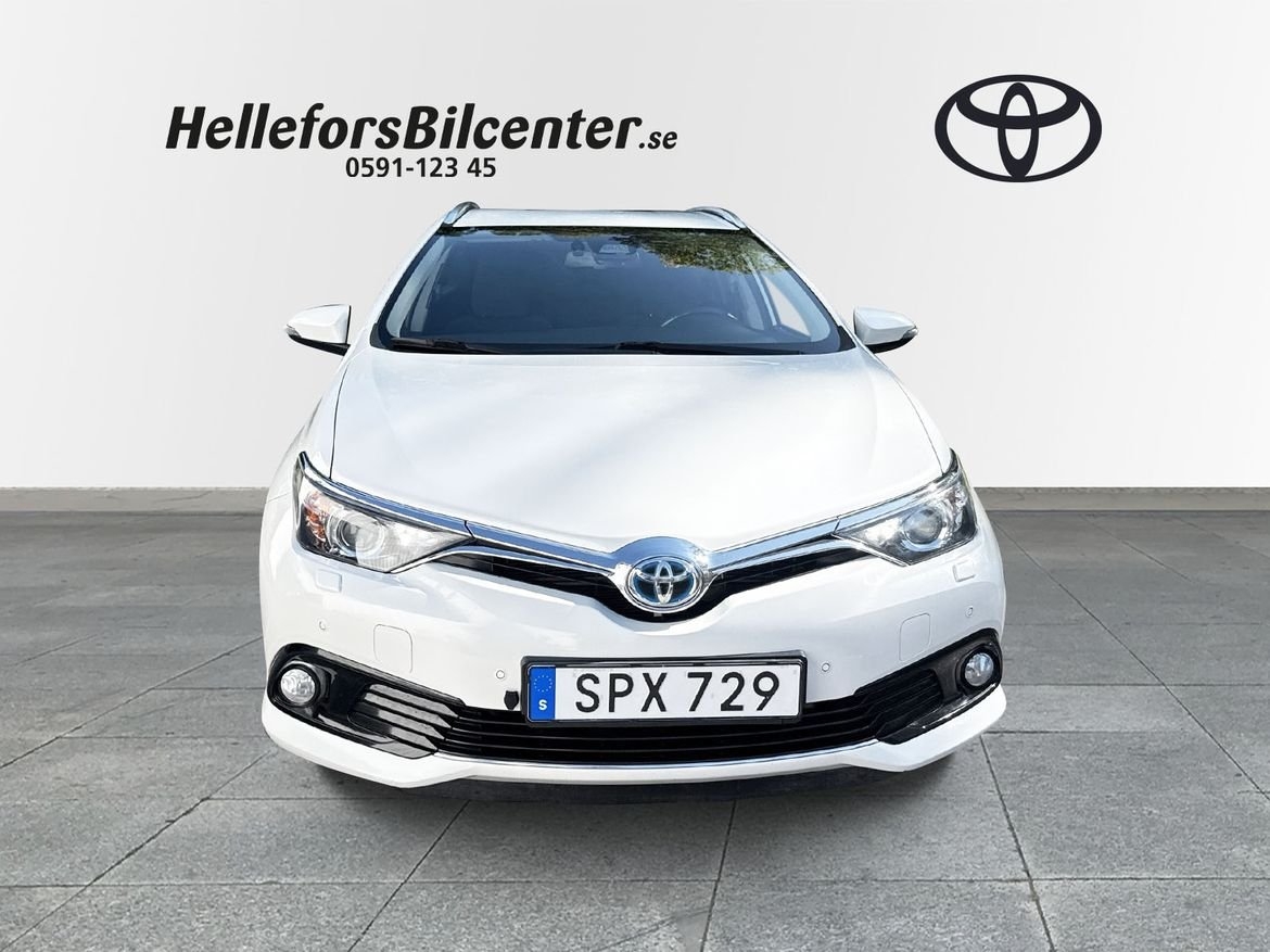 Toyota Auris 2017, bild 5/10