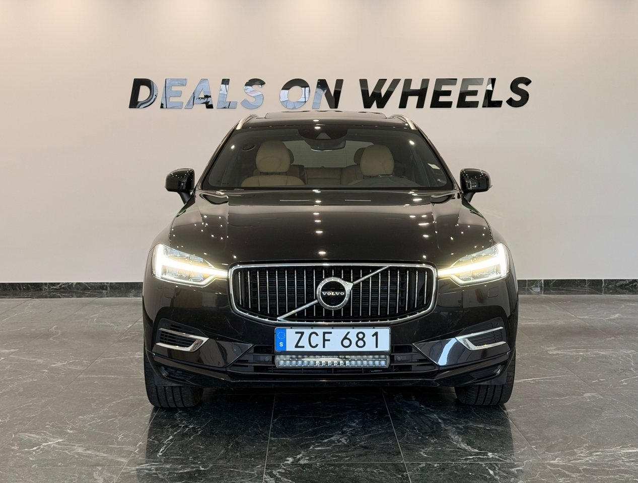 Volvo XC60 2018, kuva 7/10