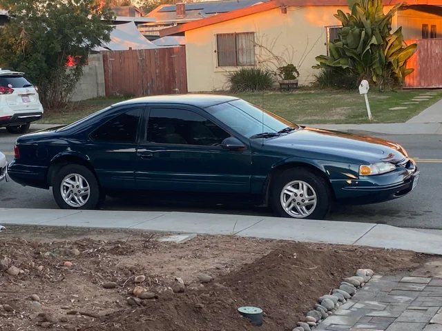 Ford Thunderbird