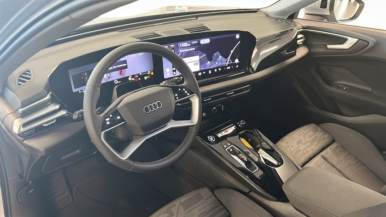 Audi A5 Avant E-HYBRID QUATTRO 299Hk 2026, bild 7/16