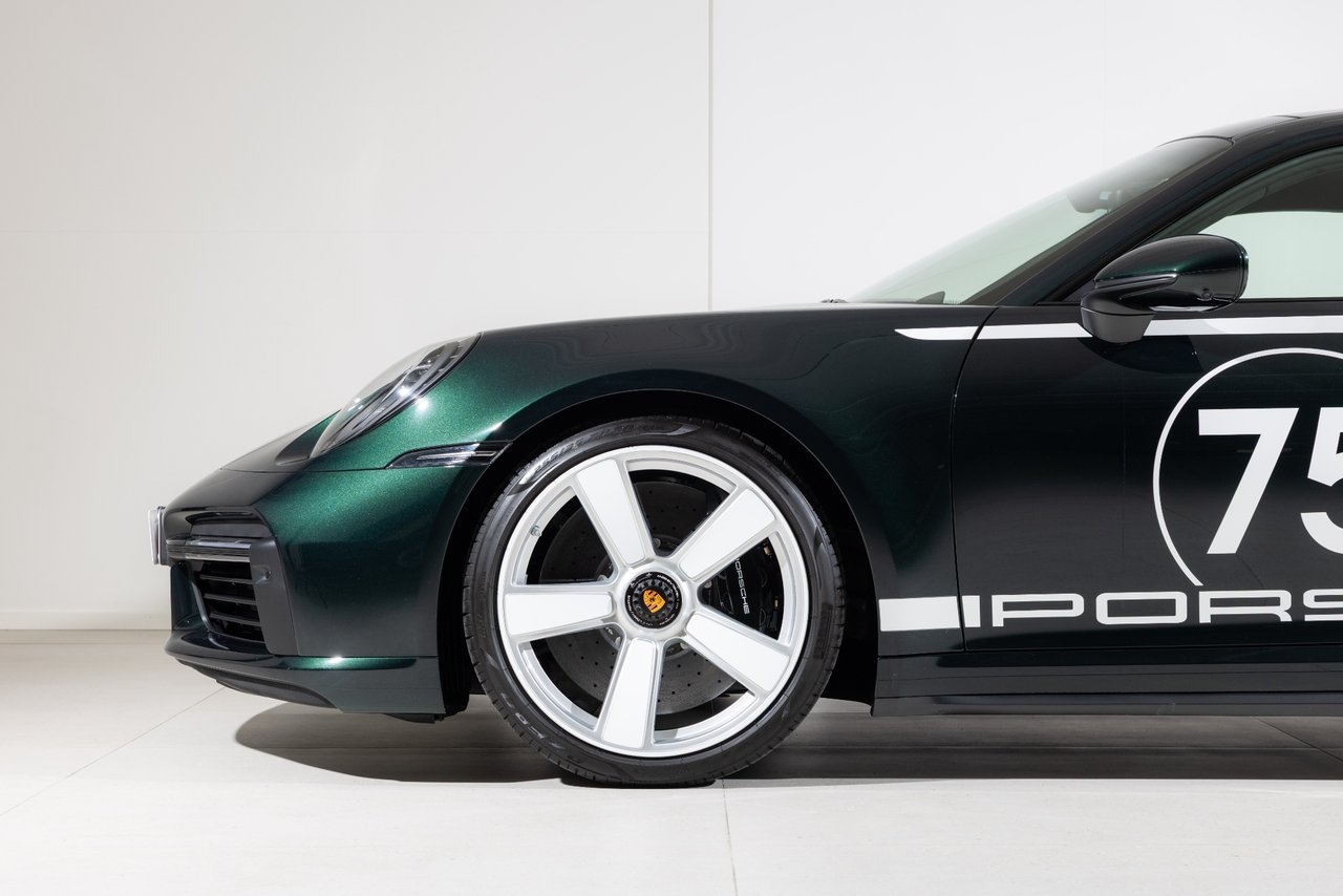Porsche 911 2025, bild 3/10