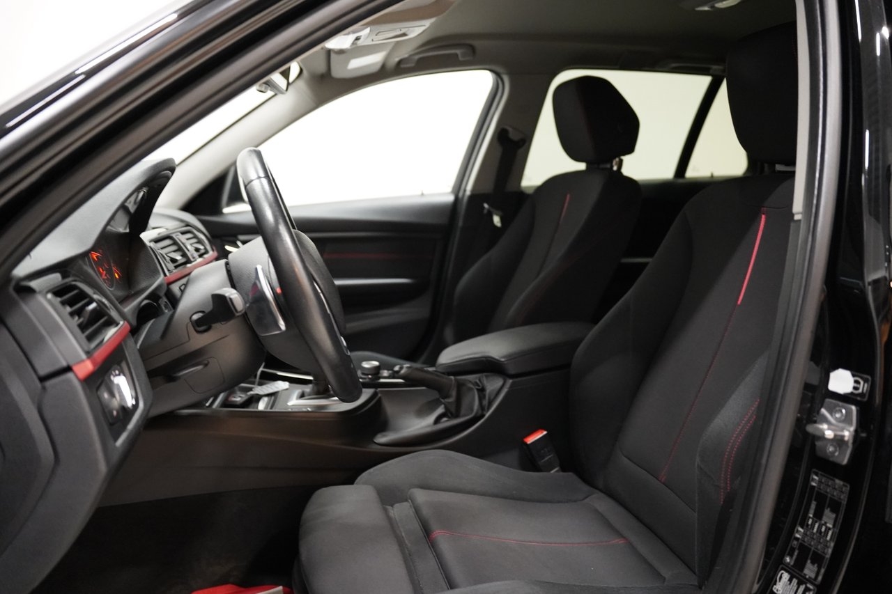 BMW 320 2013, bild 7/10