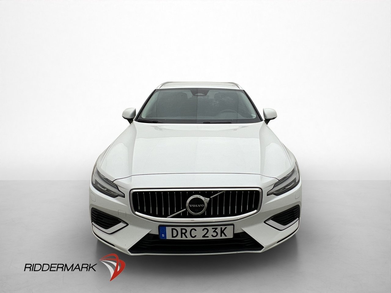 Volvo V60 2023, photo 2/38